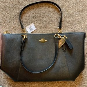 COACH AVA TOTE IN BLACK CROSSGRAIN LEATHER